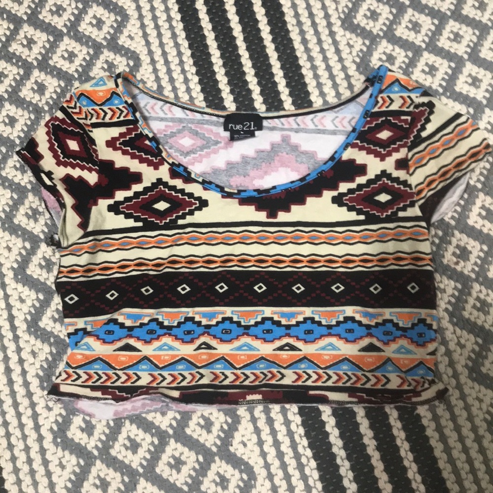 Crop top